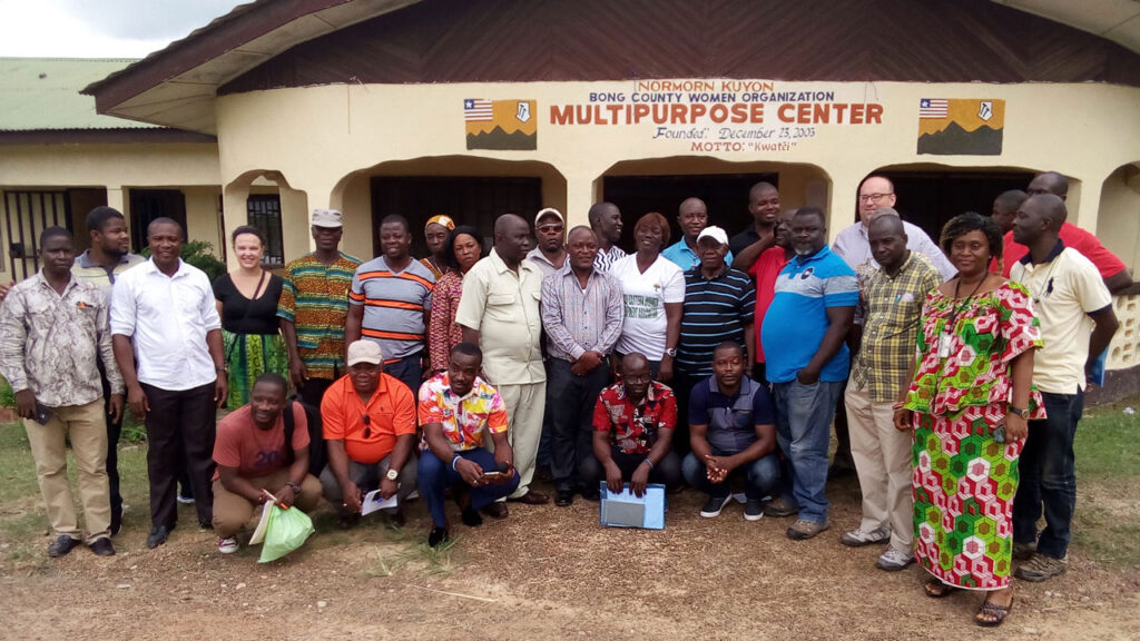 Group picture in front of the “Multipurpose Center”