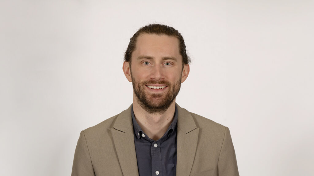 Headshot of Alexander Langlois