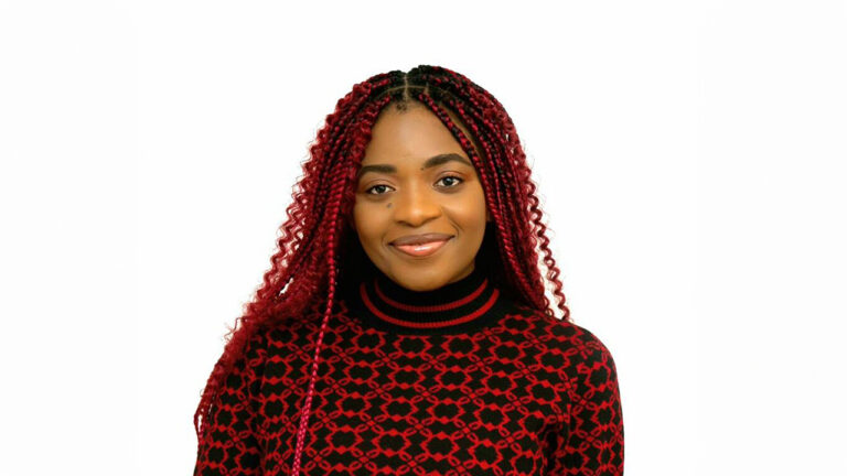 Headshot of Alvine Ngo Bell
