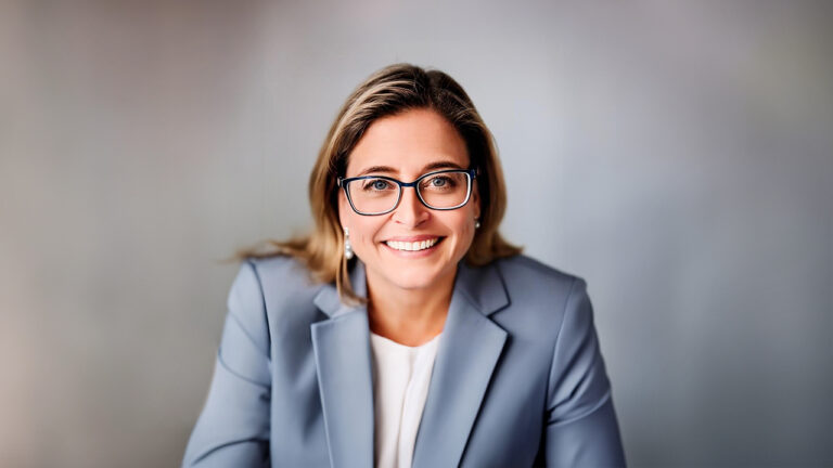Headshot of Vera Zlidar