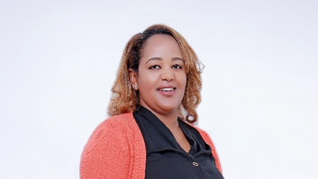 Headshot of Elizabeth Solomon