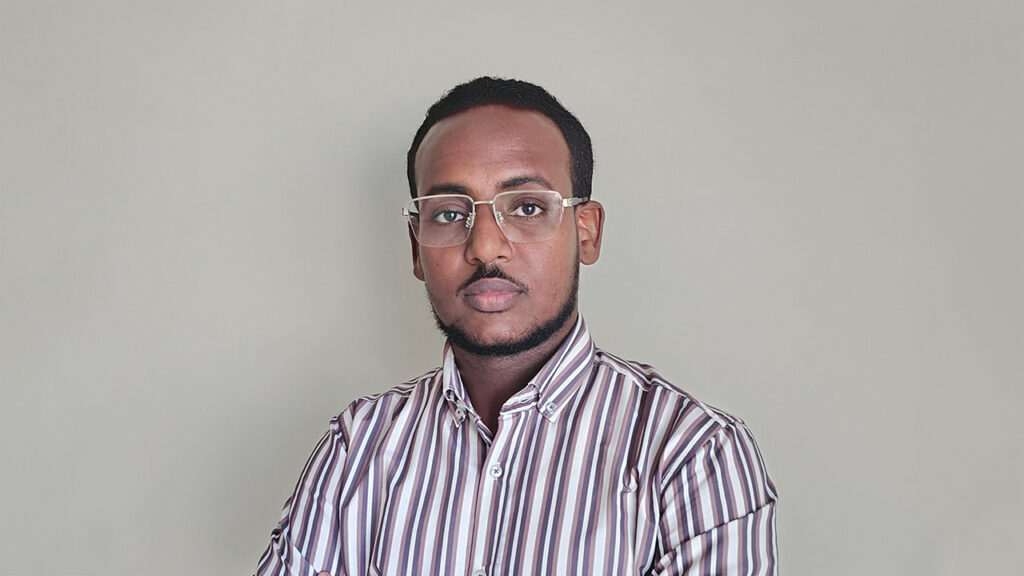 Headshot of Hamza Kadir