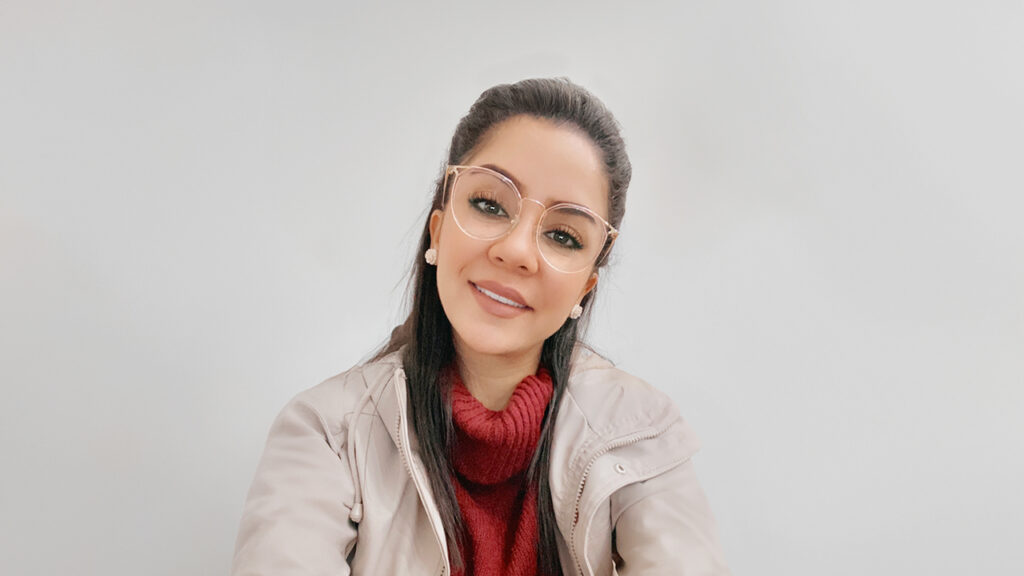 Headshot of Isra’ Alzu’bi